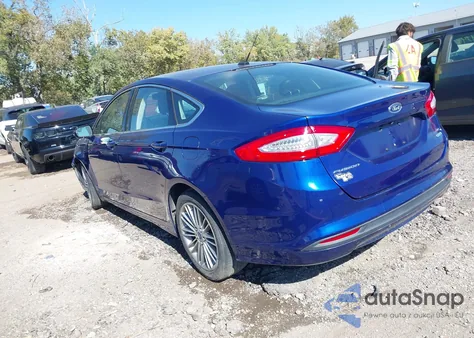 2013 Ford Fusion Se z USA, uszkodzony, nr VIN 3FA6P0HR3DR384800